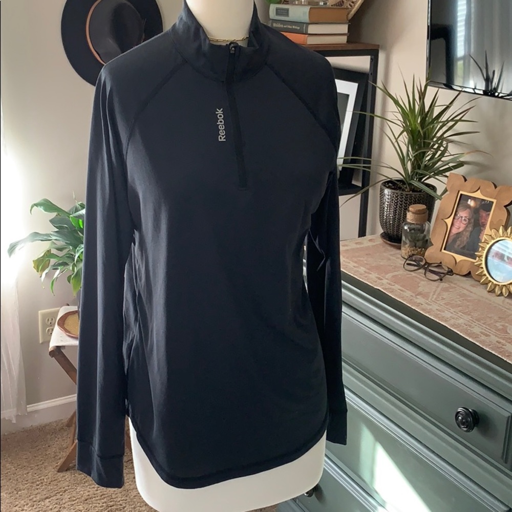 Reebok women’s Speedwick pullover L NWT
